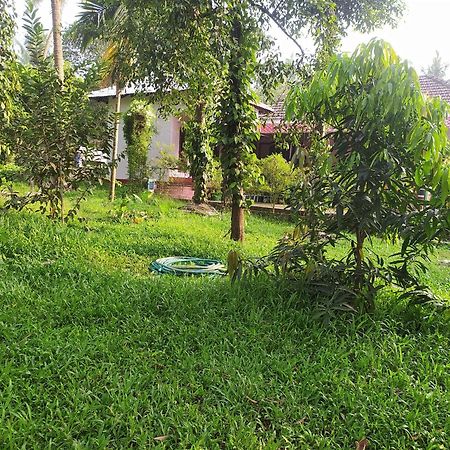 Runnin Airport - Homestay Gurpur Εξωτερικό φωτογραφία