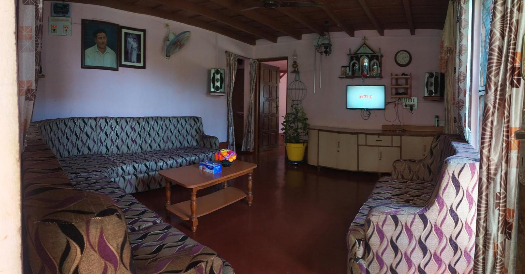 Runnin Airport - Homestay Gurpur Εξωτερικό φωτογραφία